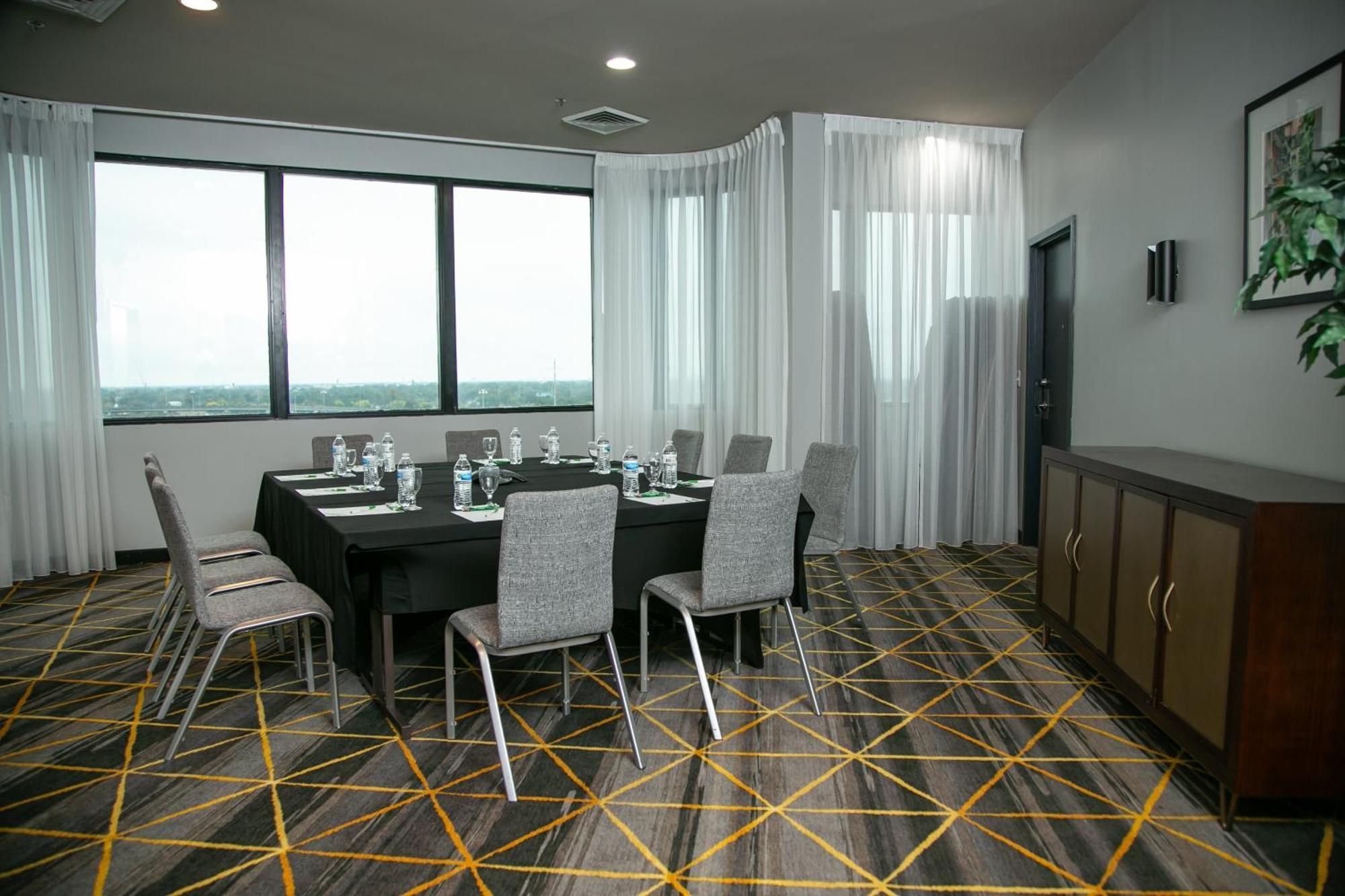Holiday Inn New Orleans West Bank Tower By Ihg Gretna Eksteriør billede